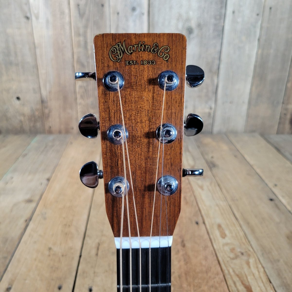 Martin 000 - 28 1975 - Look at the Back! - Mahar's Vintage Guitars