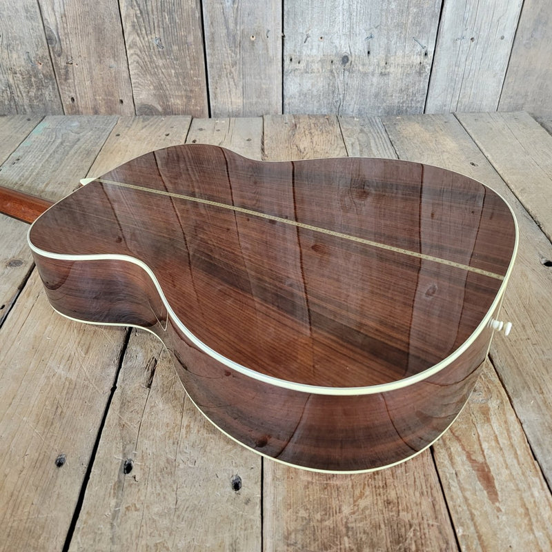 Martin 000 - 28EC Eric Clapton Signature 2003 7974 – Near Mint With Original Case & Paperwork - Mahar's Vintage Guitars