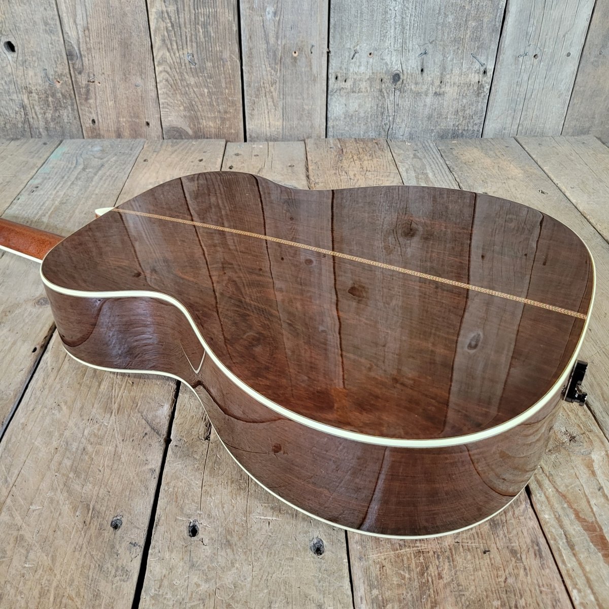 Martin 000 - 42M Eric Clapton Signature Edition 2007 99 of 250 — Carpathian Spruce, Madagascar Rosewood, LR Baggs Lyric - Mahar's Vintage Guitars