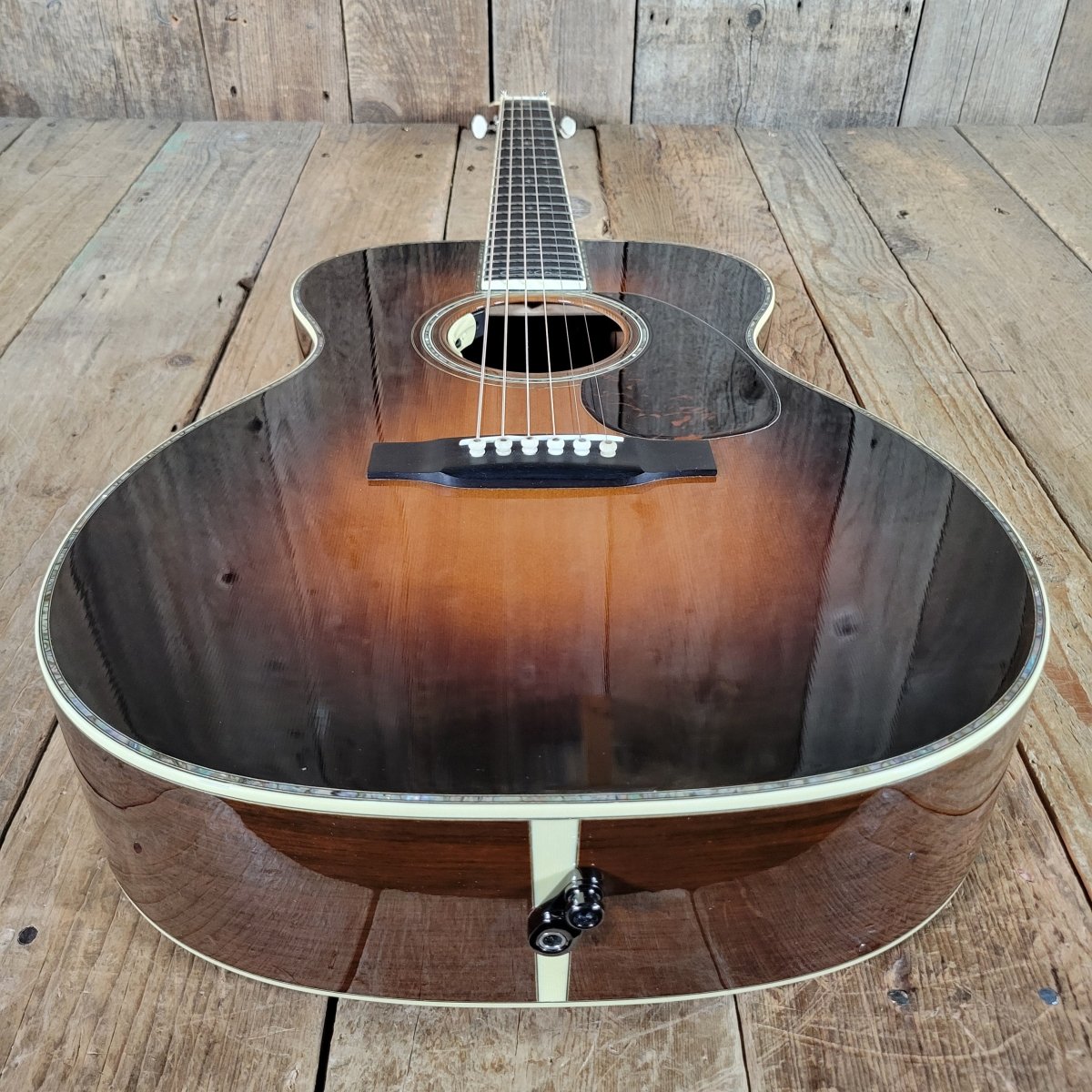 Martin 000 - 42M Eric Clapton Signature Edition 2007 99 of 250 — Carpathian Spruce, Madagascar Rosewood, LR Baggs Lyric - Mahar's Vintage Guitars
