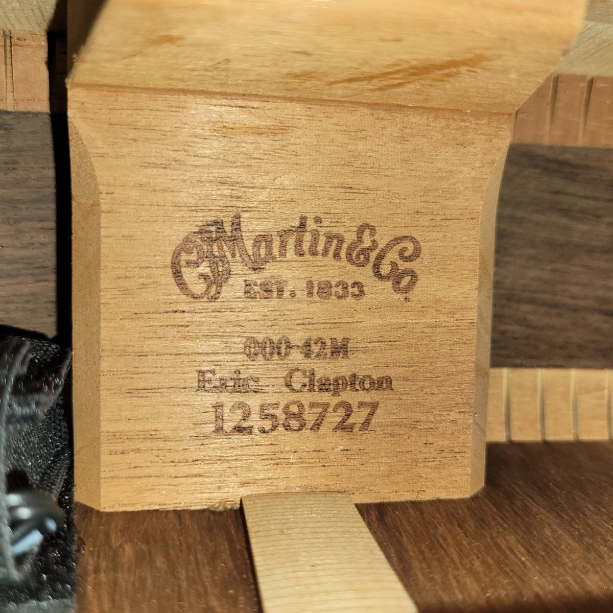 Martin 000 - 42M Eric Clapton Signature Edition 2007 99 of 250 — Carpathian Spruce, Madagascar Rosewood, LR Baggs Lyric - Mahar's Vintage Guitars