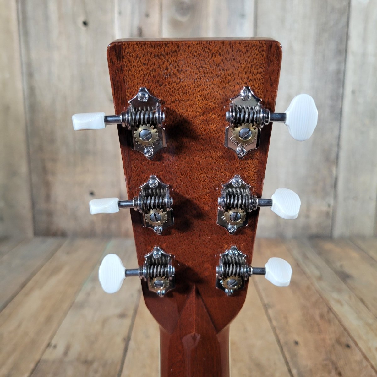 Martin 000 - 42M Eric Clapton Signature Edition 2007 99 of 250 — Carpathian Spruce, Madagascar Rosewood, LR Baggs Lyric - Mahar's Vintage Guitars