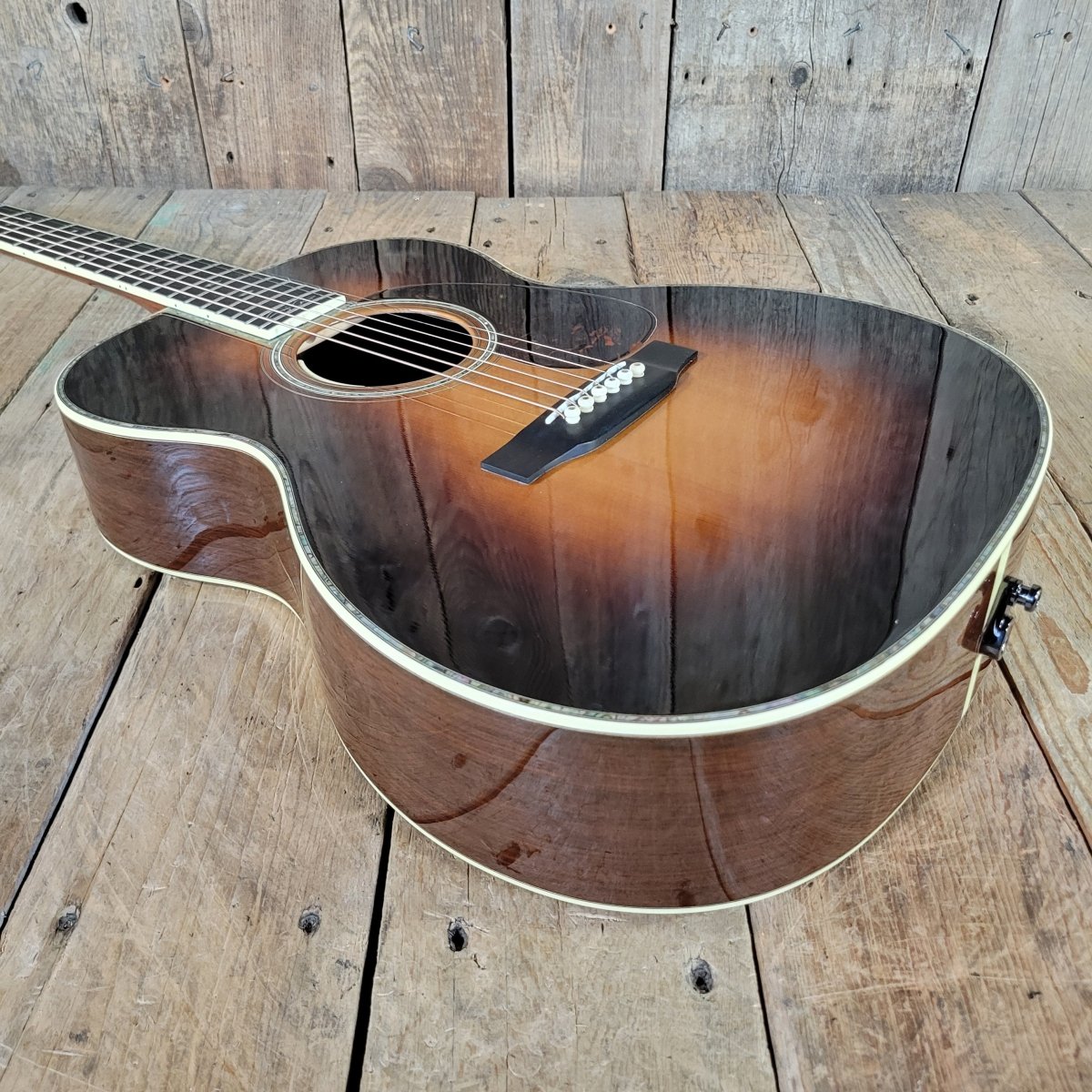 Martin 000 - 42M Eric Clapton Signature Edition 2007 99 of 250 — Carpathian Spruce, Madagascar Rosewood, LR Baggs Lyric - Mahar's Vintage Guitars