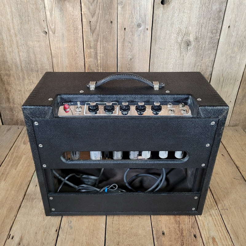 Martin 112T Combo Amp 1960 DeArmond - Made Mint Condition - Mahar's Vintage Guitars