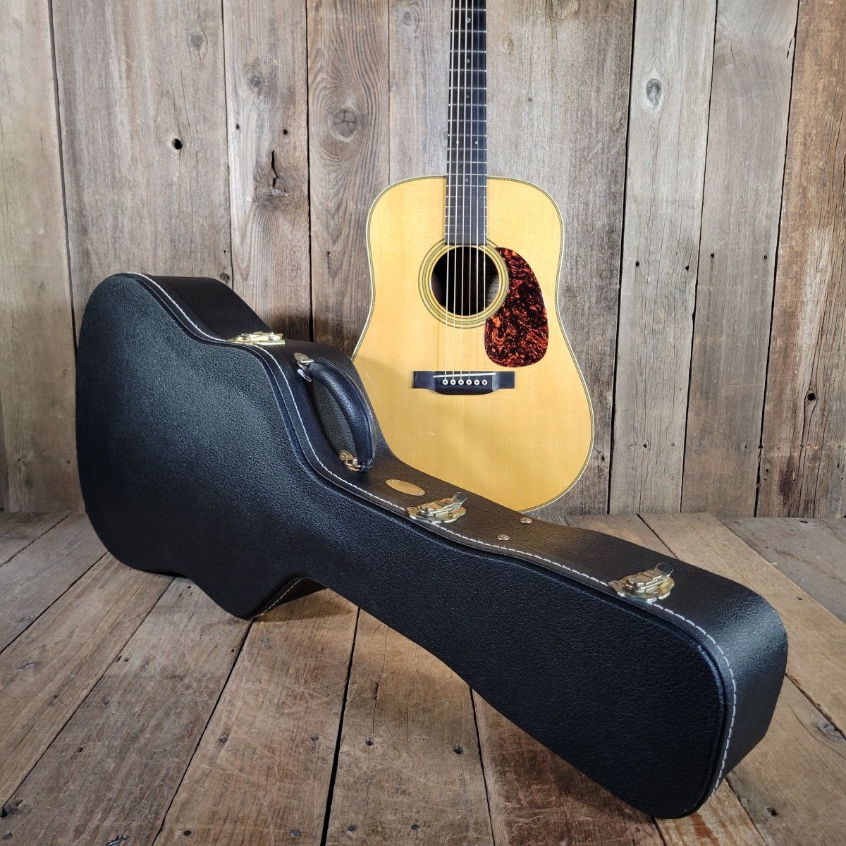 Martin 2001 D - 28GE Golden Era Brazilian RW 266 Near Mint - Mahar's Vintage Guitars