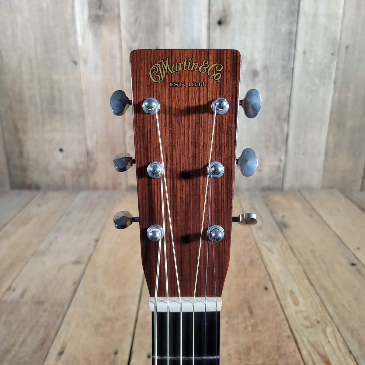 Martin 2001 D - 28GE Golden Era Brazilian RW 266 Near Mint - Mahar's Vintage Guitars