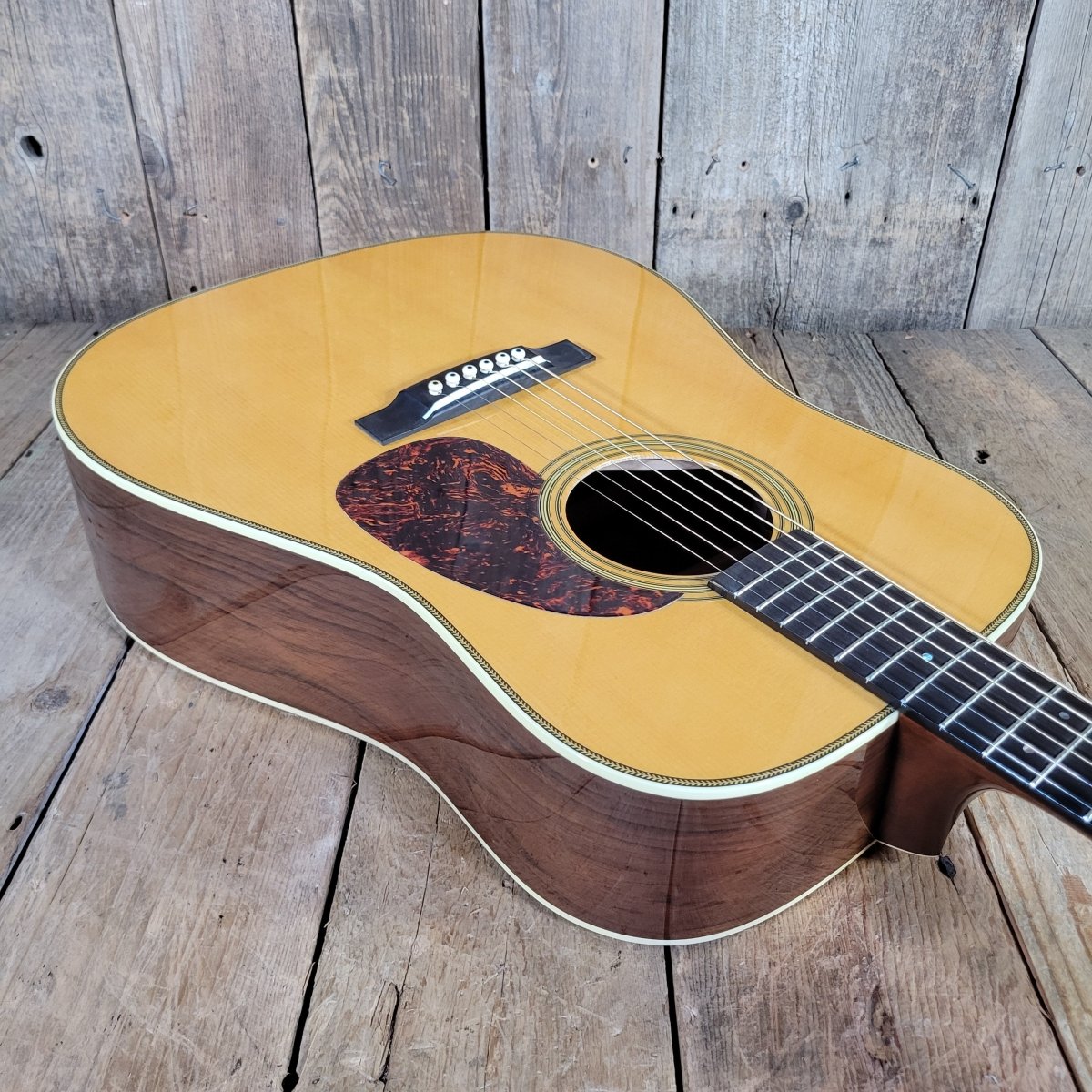 Martin 2001 D - 28GE Golden Era Brazilian RW 266 Near Mint - Mahar's Vintage Guitars