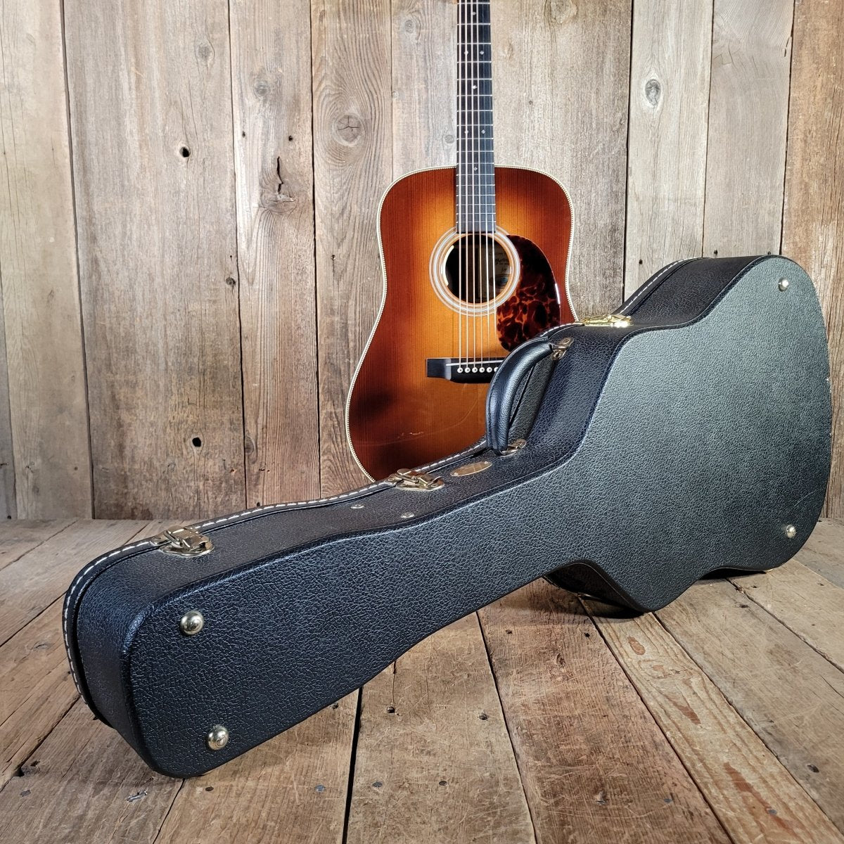 Martin 2009 HD - 28 Custom Adirondack Ambertone Sunburst Excellent - Mahar's Vintage Guitars