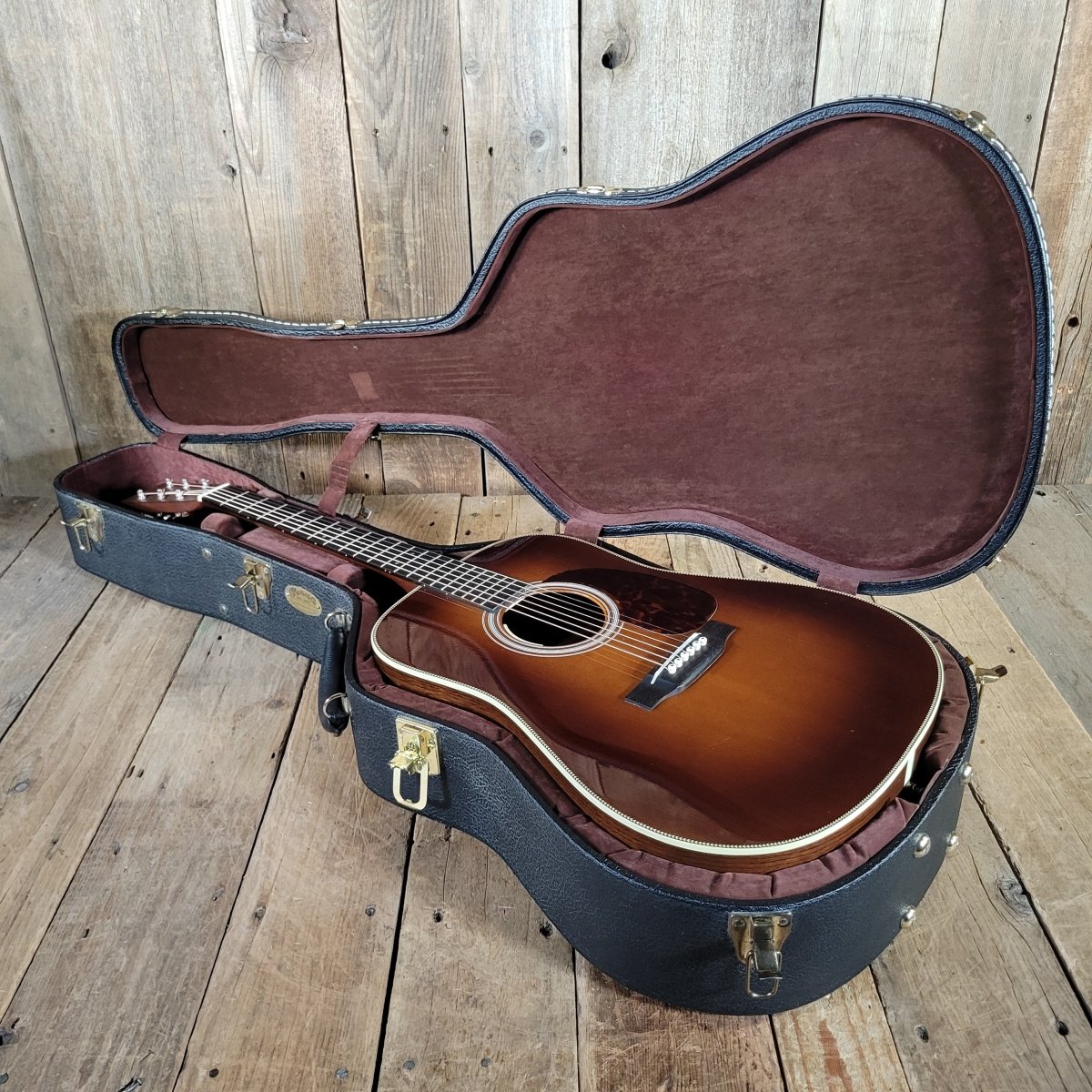 Martin 2009 HD - 28 Custom Adirondack Ambertone Sunburst Excellent - Mahar's Vintage Guitars