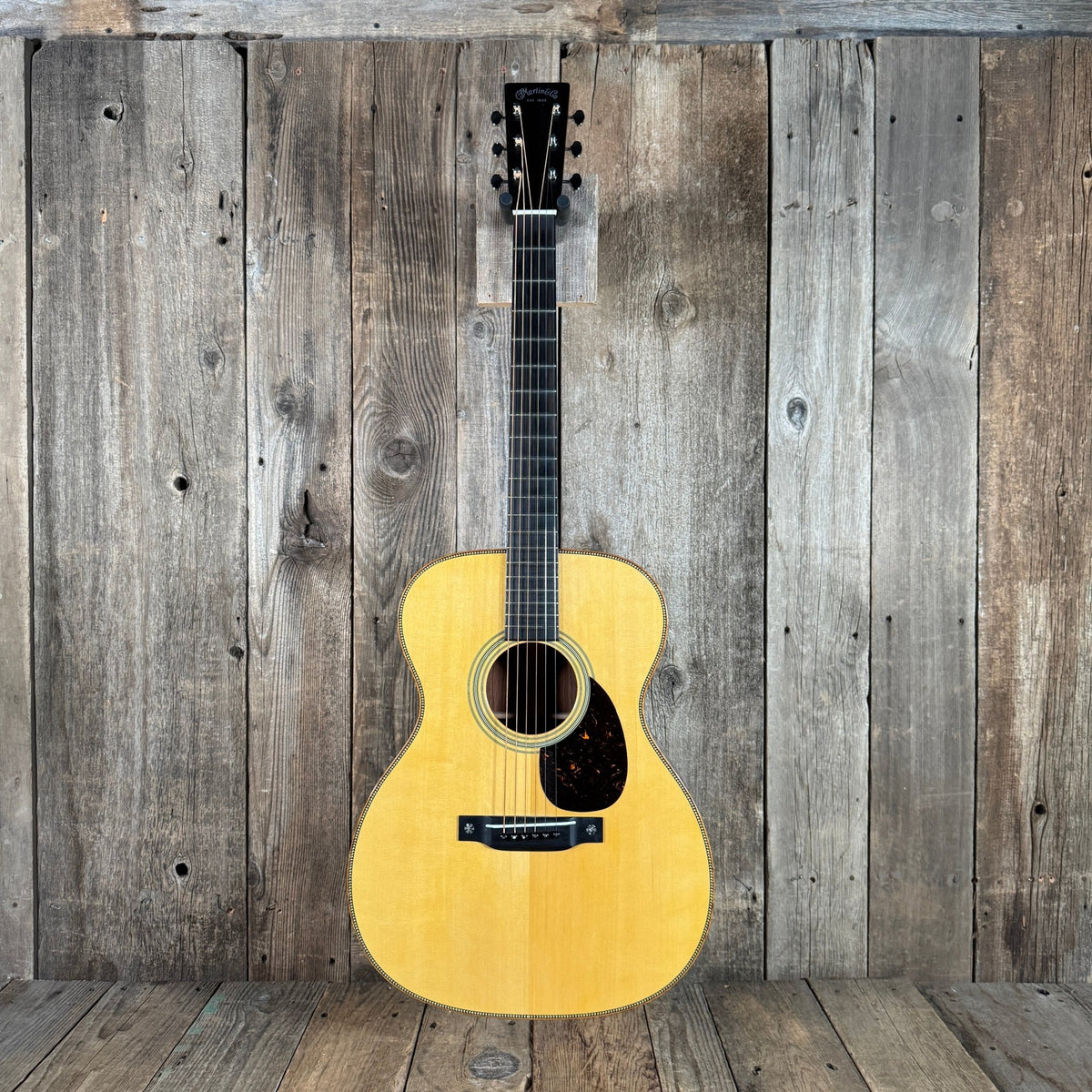 Martin Custom Shop 000 / OM 2022 Natural Alaskan Cedar Guatemalan Rosewood - Mahar's Vintage Guitars