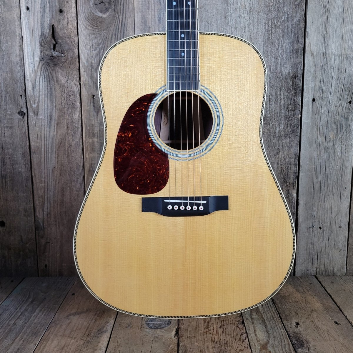Martin HD - 35 Left Handed Mint 2020 with Case and Paperwork - Mahar's Vintage Guitars