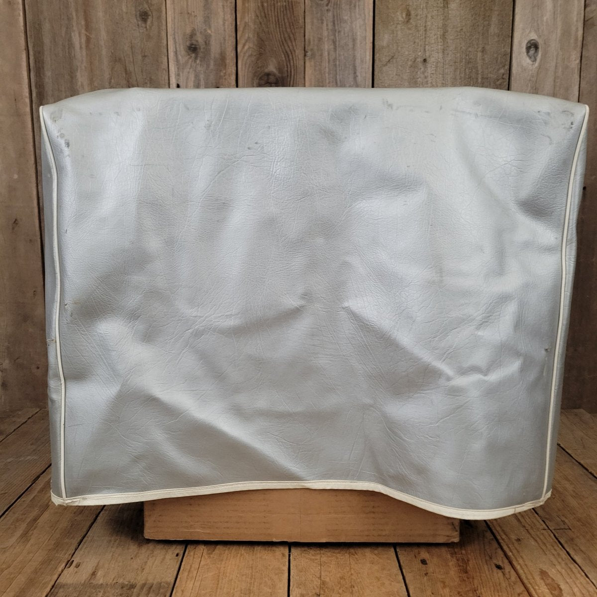 Matchless DC - 30 Amp Cover Sampson Era Silver with White Piping - Mahar's Vintage Guitars