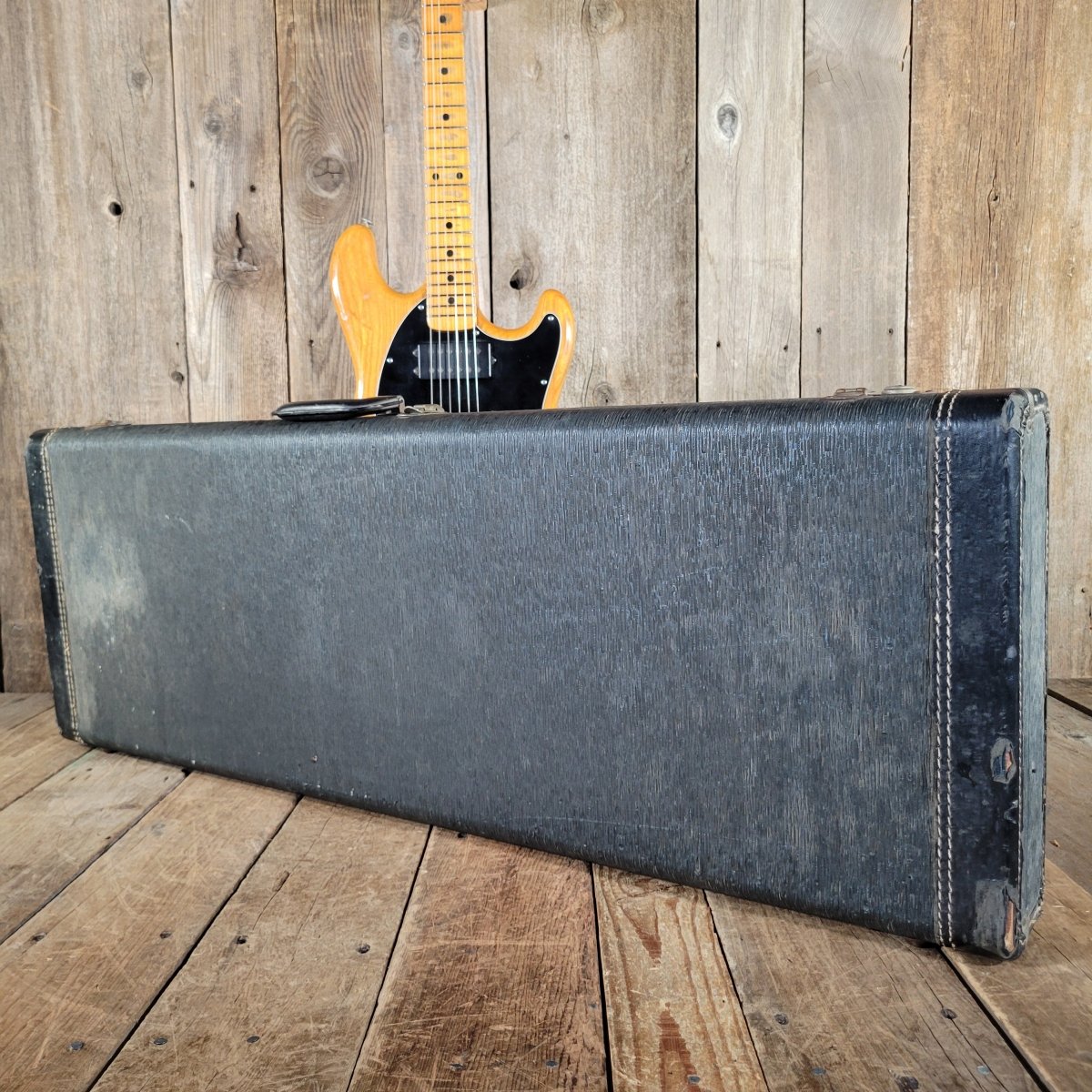 Music Man Stingray 1 1978 With Hard Case - Mahar's Vintage Guitars