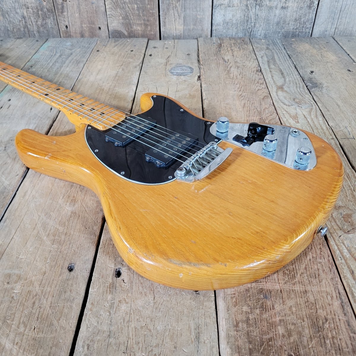 Music Man Stingray 1 1978 With Hard Case - Mahar's Vintage Guitars