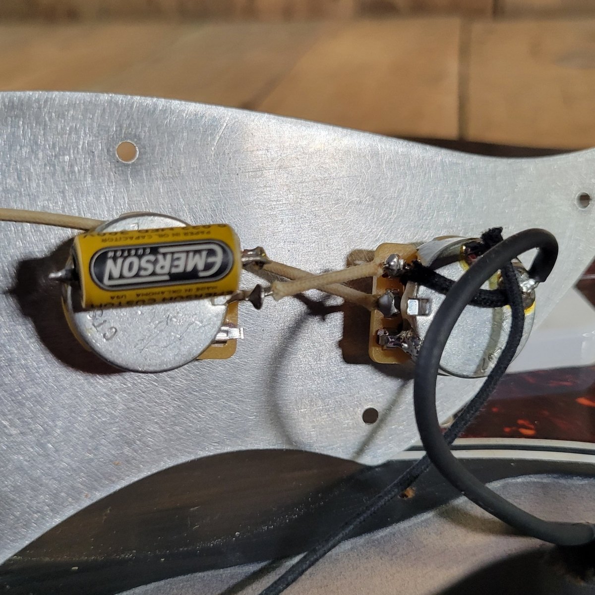 Novo Serus J 2022 - Mahar's Vintage Guitars