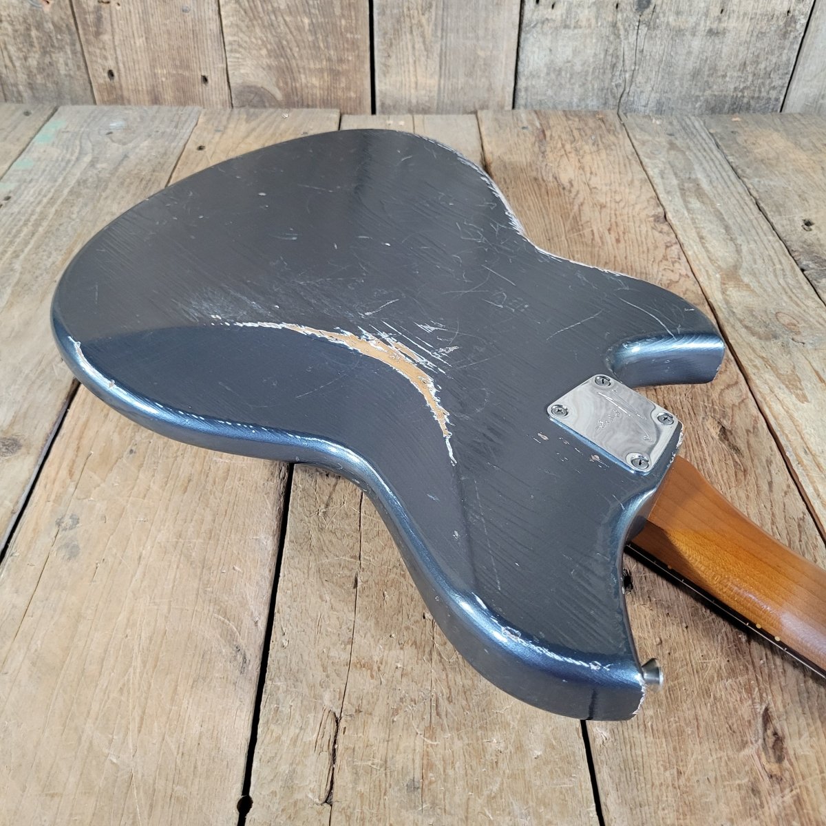 Novo Serus J 2022 - Mahar's Vintage Guitars