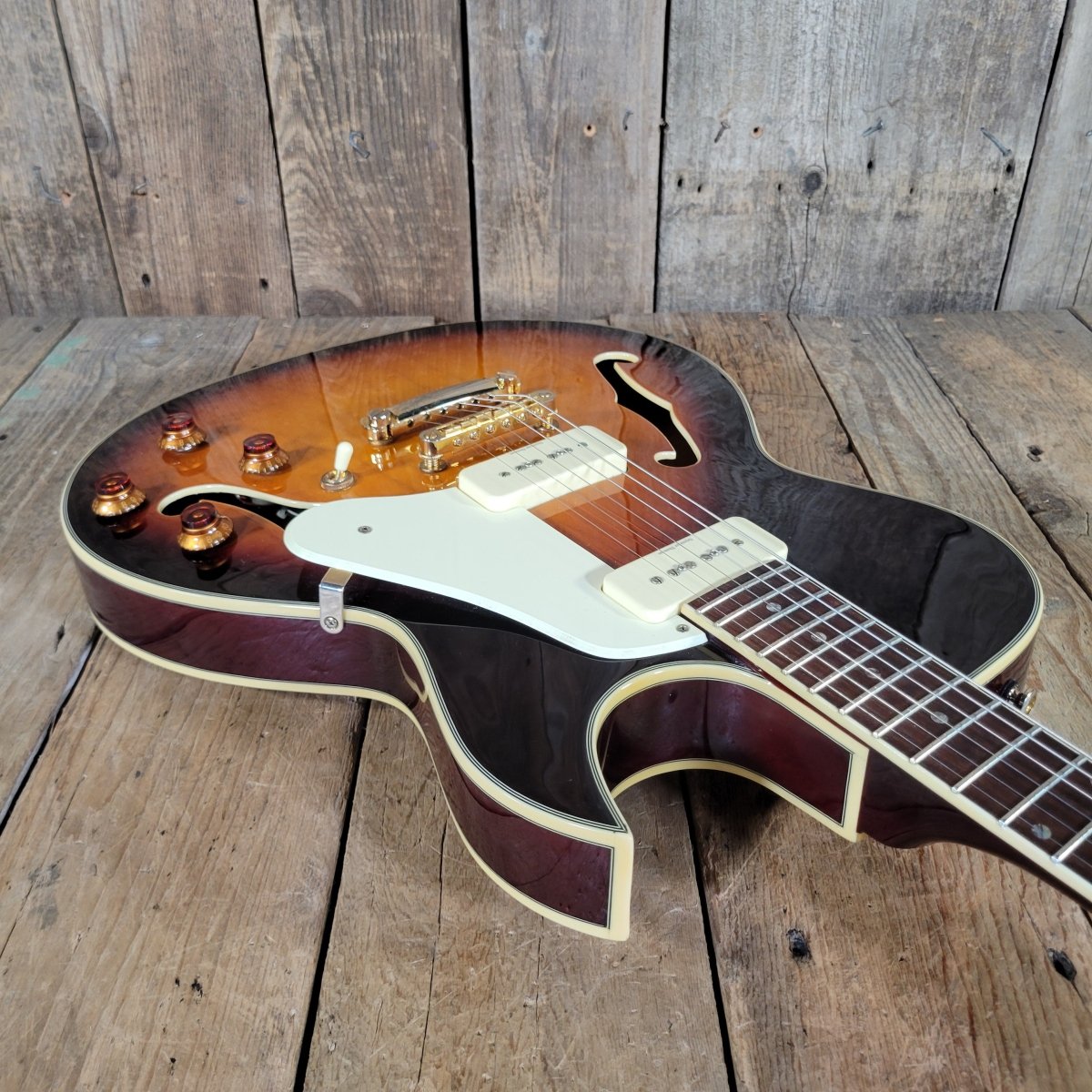 Prestige New Yorker Standard NYS 2012 Sunburst — SD P - 90s - Mahar's Vintage Guitars