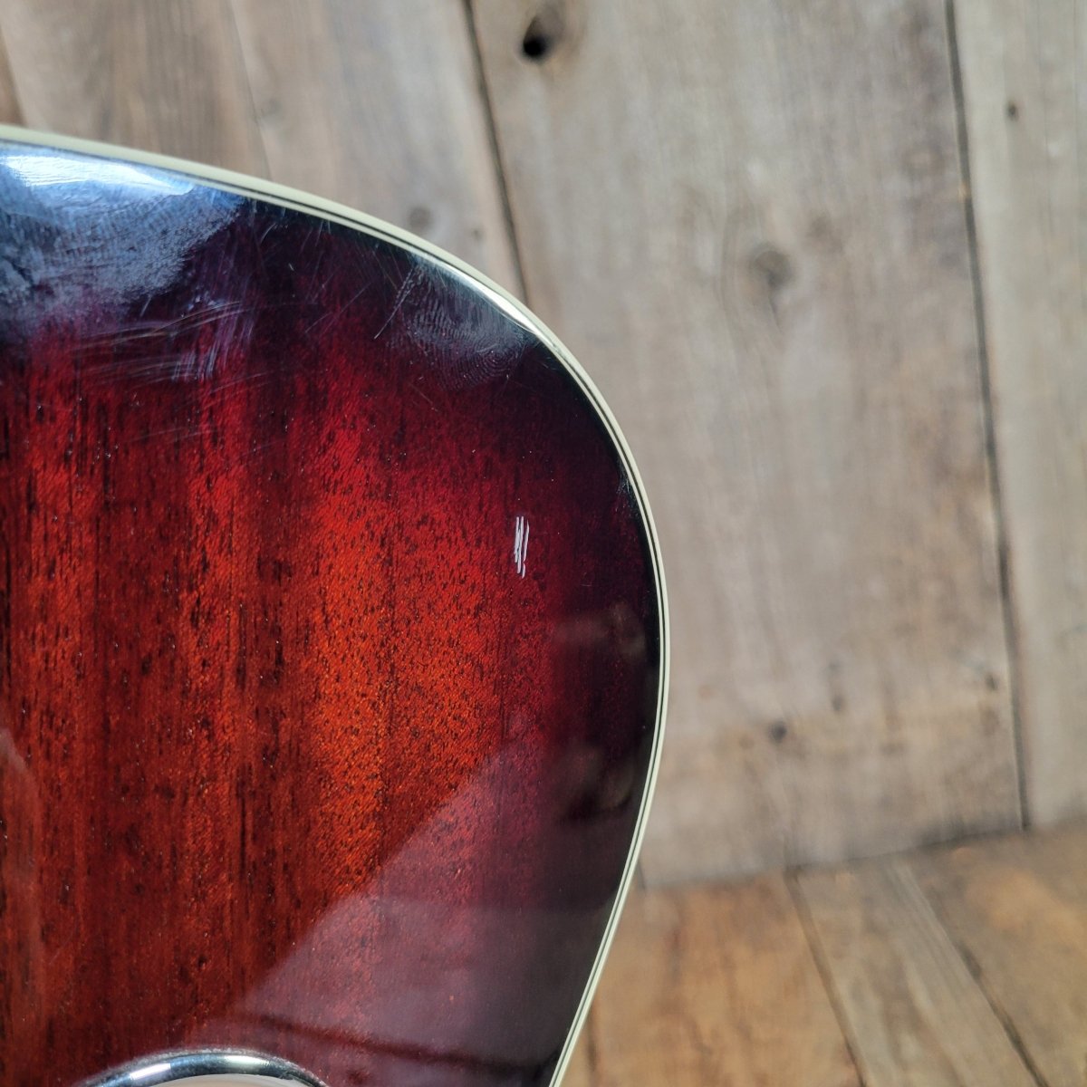 Recording King RR-50-VS Round Neck Resonator Guitar w/ Hard Case - Mahar's Vintage Guitars