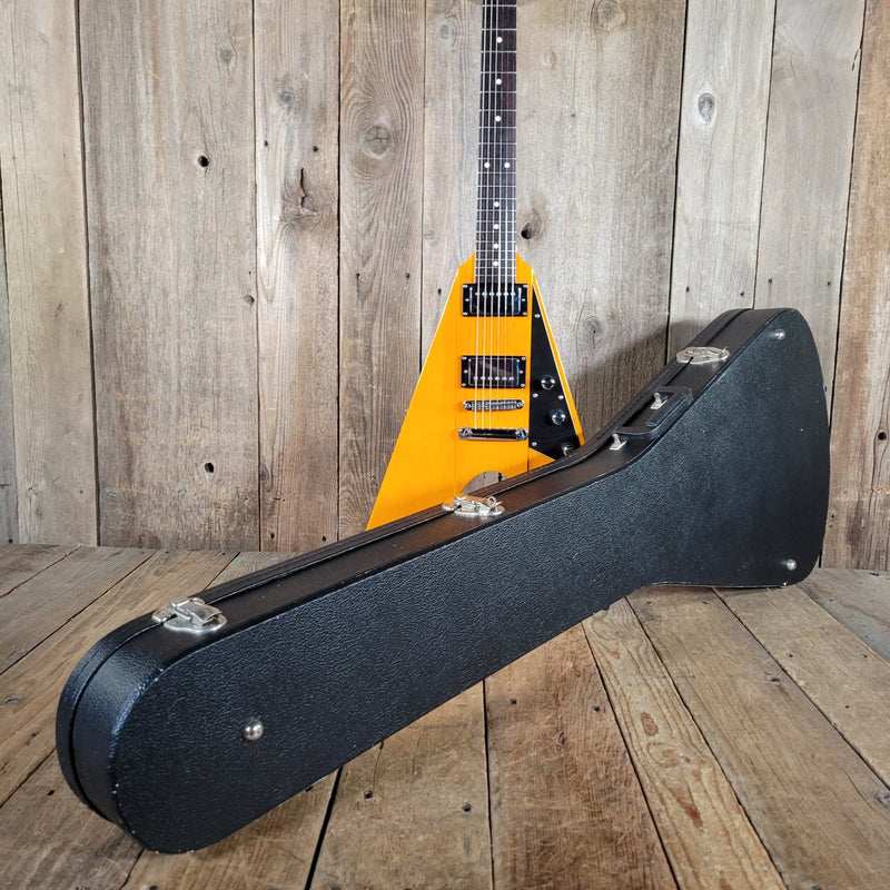 Reverend Volcano 2008 Korina V - Style Electric Guitar – Vintage Tone & Modern Playability - Mahar's Vintage Guitars