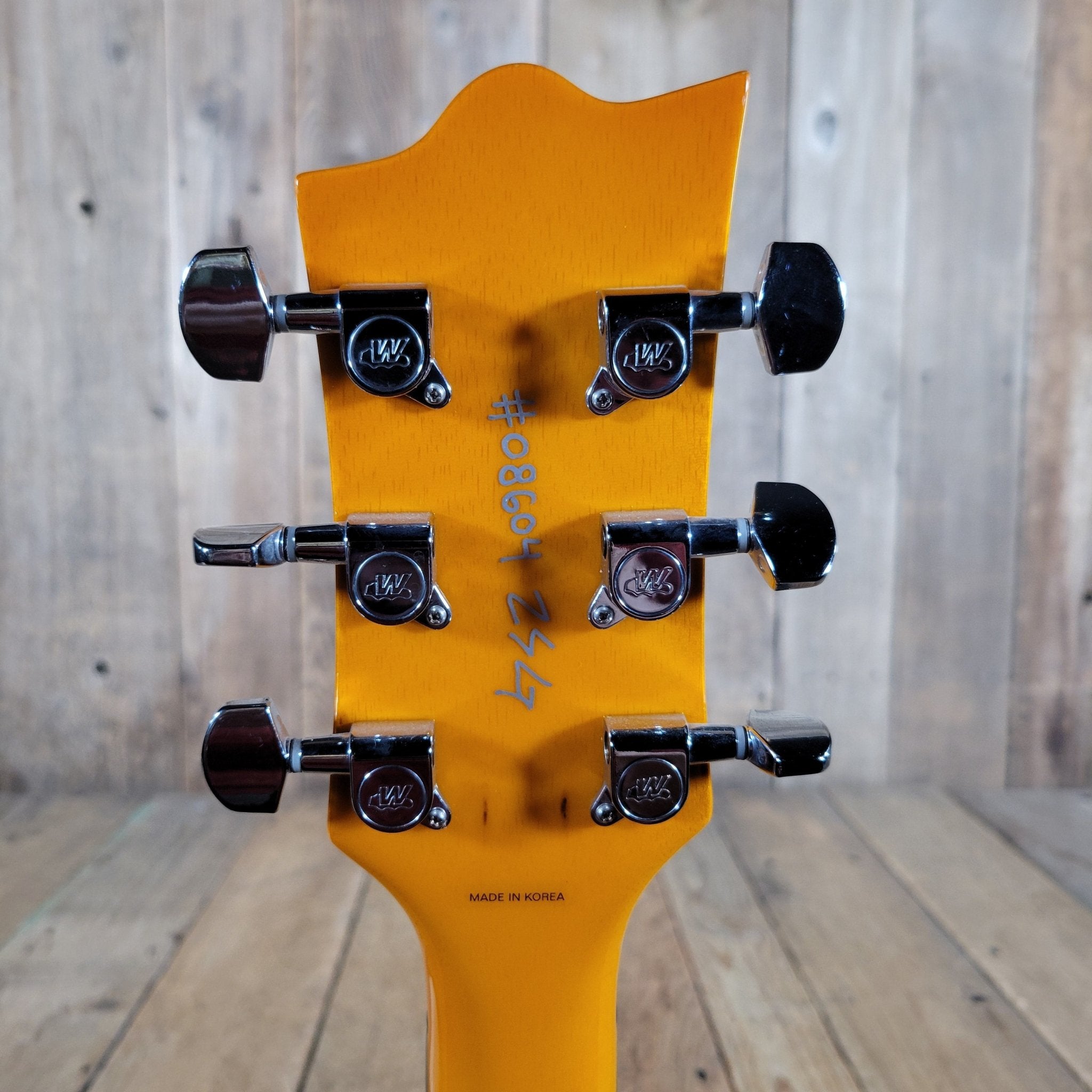 Reverend Volcano 2008 Korina V - Style Electric Guitar – Vintage Tone & Modern Playability - Mahar's Vintage Guitars