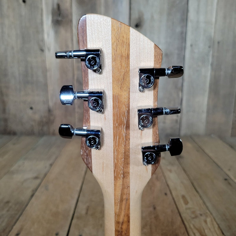 Rickenbacker 360 Mapleglo 2007 – Near Mint with Original Case - Mahar's Vintage Guitars