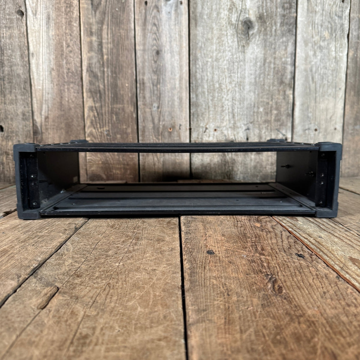 Roland 2 RU Equipment Rack Metal - Mahar's Vintage Guitars