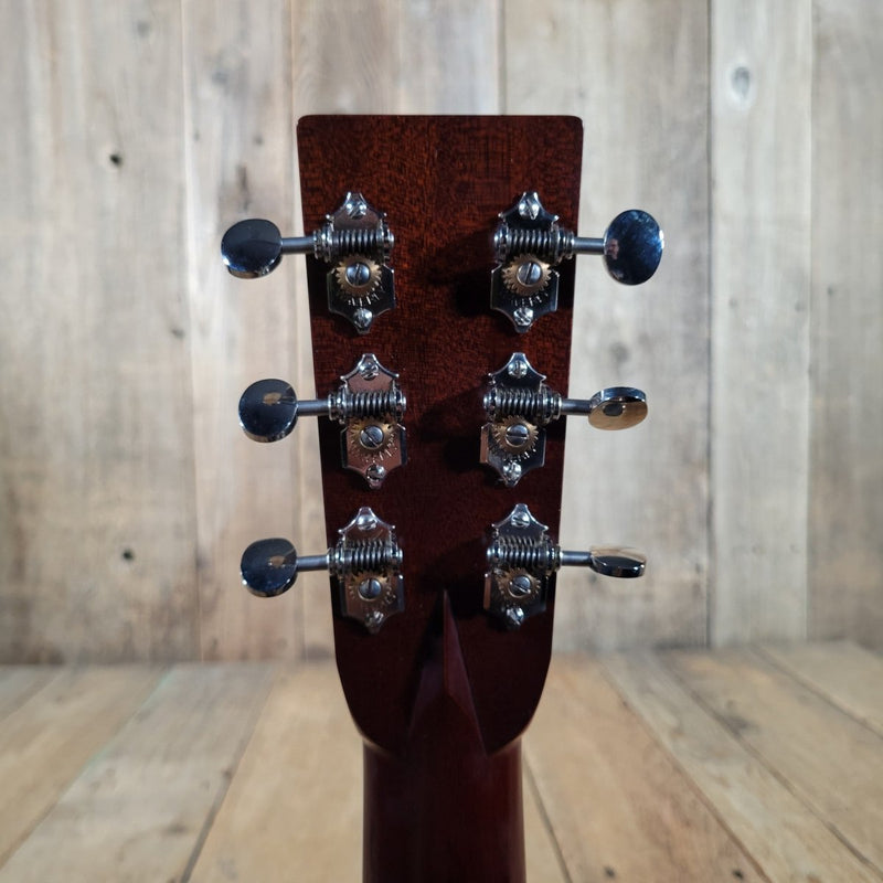 Santa Cruz 00 Cedar & AAAA Koa 2024 w/ K&K Trinity System Deep Body - Mahar's Vintage Guitars