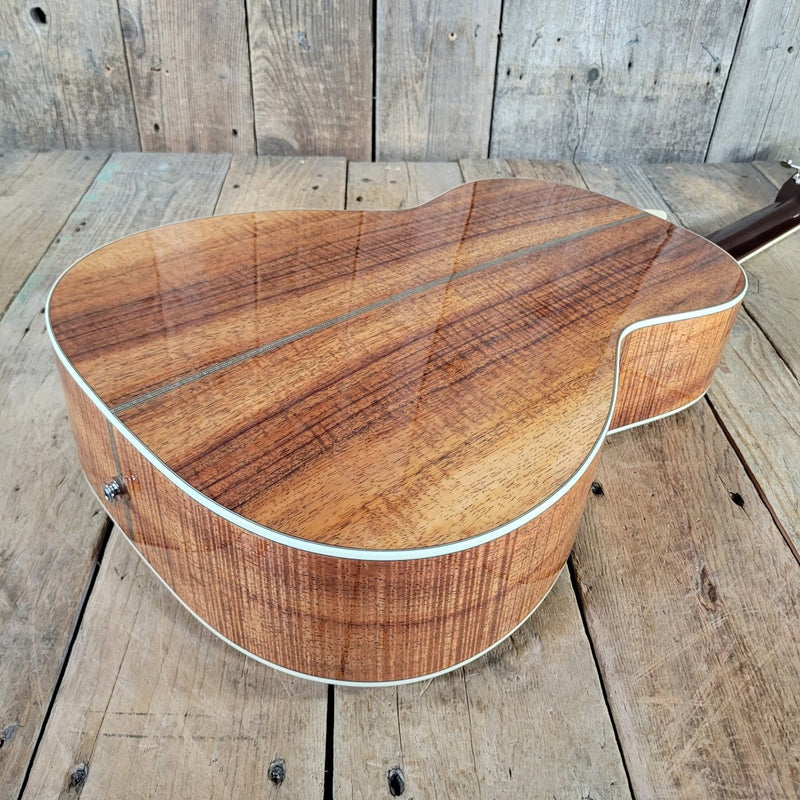 Santa Cruz 00 Cedar & AAAA Koa 2024 w/ K&K Trinity System Deep Body - Mahar's Vintage Guitars