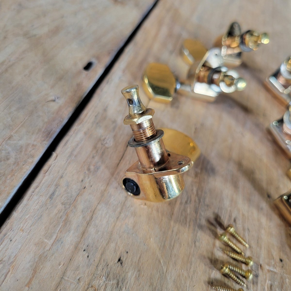 Schaller 1970s M-6 3+3 Gold Tuners Grover Footprint w/ Hardware - Mahar's Vintage Guitars