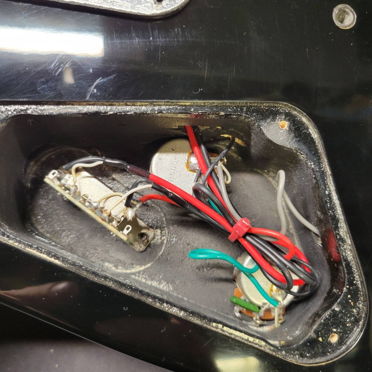 Schecter HotRod 39 with gig bag 2009 - Mahar's Vintage Guitars