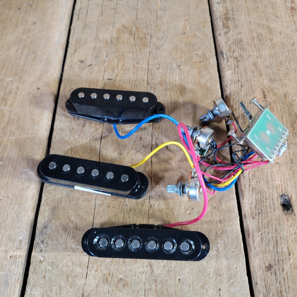 SEM Stratocaster Pickup Set Wired with Pots and Switch - Mahar's Vintage Guitars