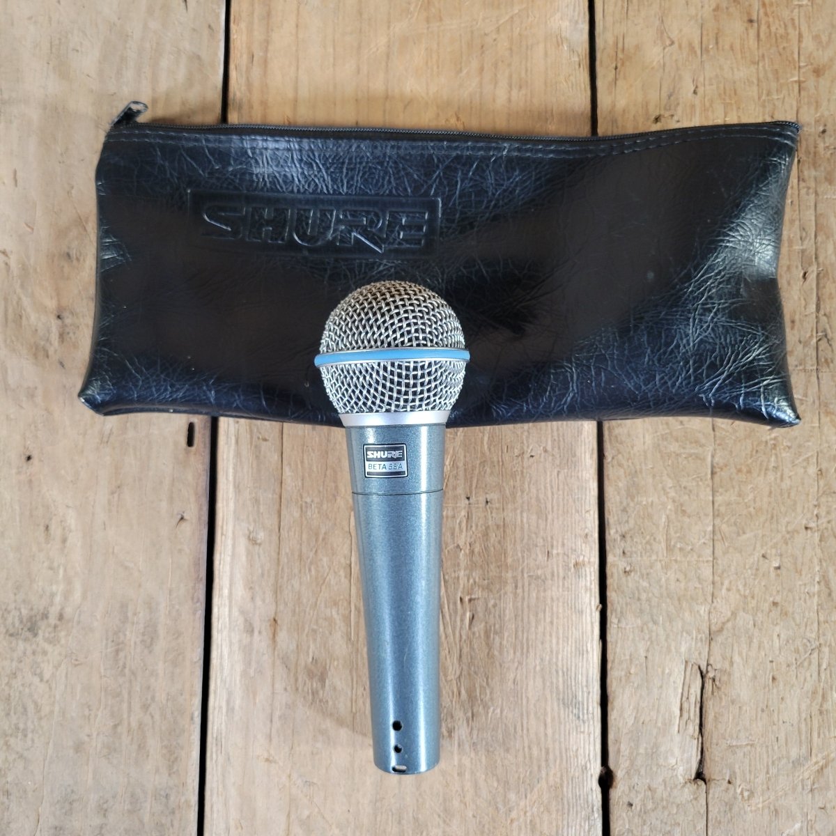 Shure Beta 58A Microphone in Bag, Excellent - Mahar's Vintage Guitars