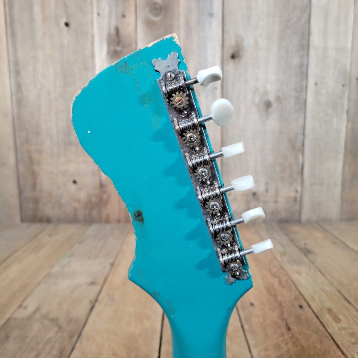 Silvertone 1413L Turquoise 1960s - Mahar's Vintage Guitars