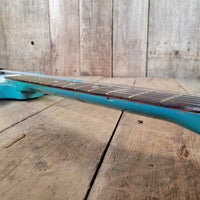 Silvertone 1413L Turquoise 1960s - Mahar's Vintage Guitars