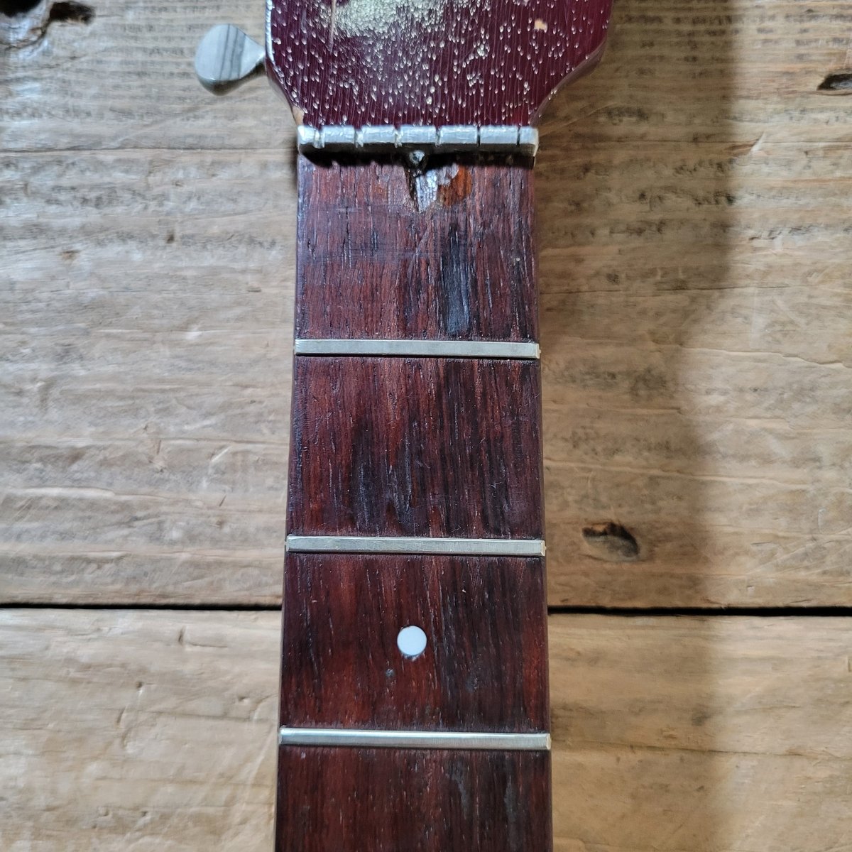 Silvertone 1964 Model 1457 With Tremolo Model Amp In Case - Mahar's Vintage Guitars
