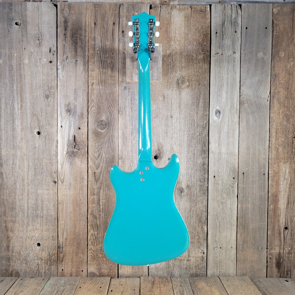 Silvertone 1965 1413L Turquoise Super Clean Perfect Neck w/ Orig Gig Bag - Mahar's Vintage Guitars