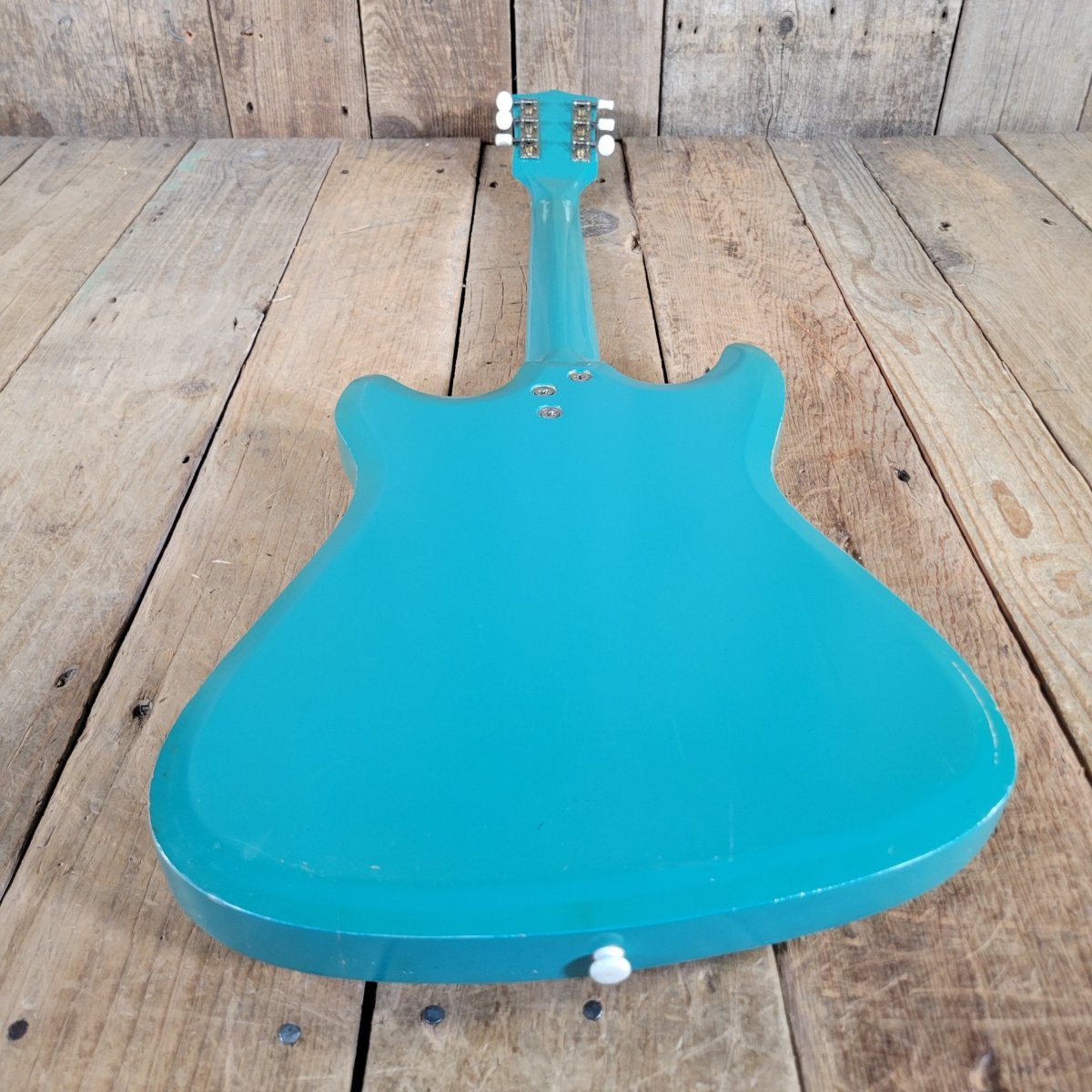 Silvertone 1965 1413L Turquoise Super Clean Perfect Neck w/ Orig Gig Bag - Mahar's Vintage Guitars