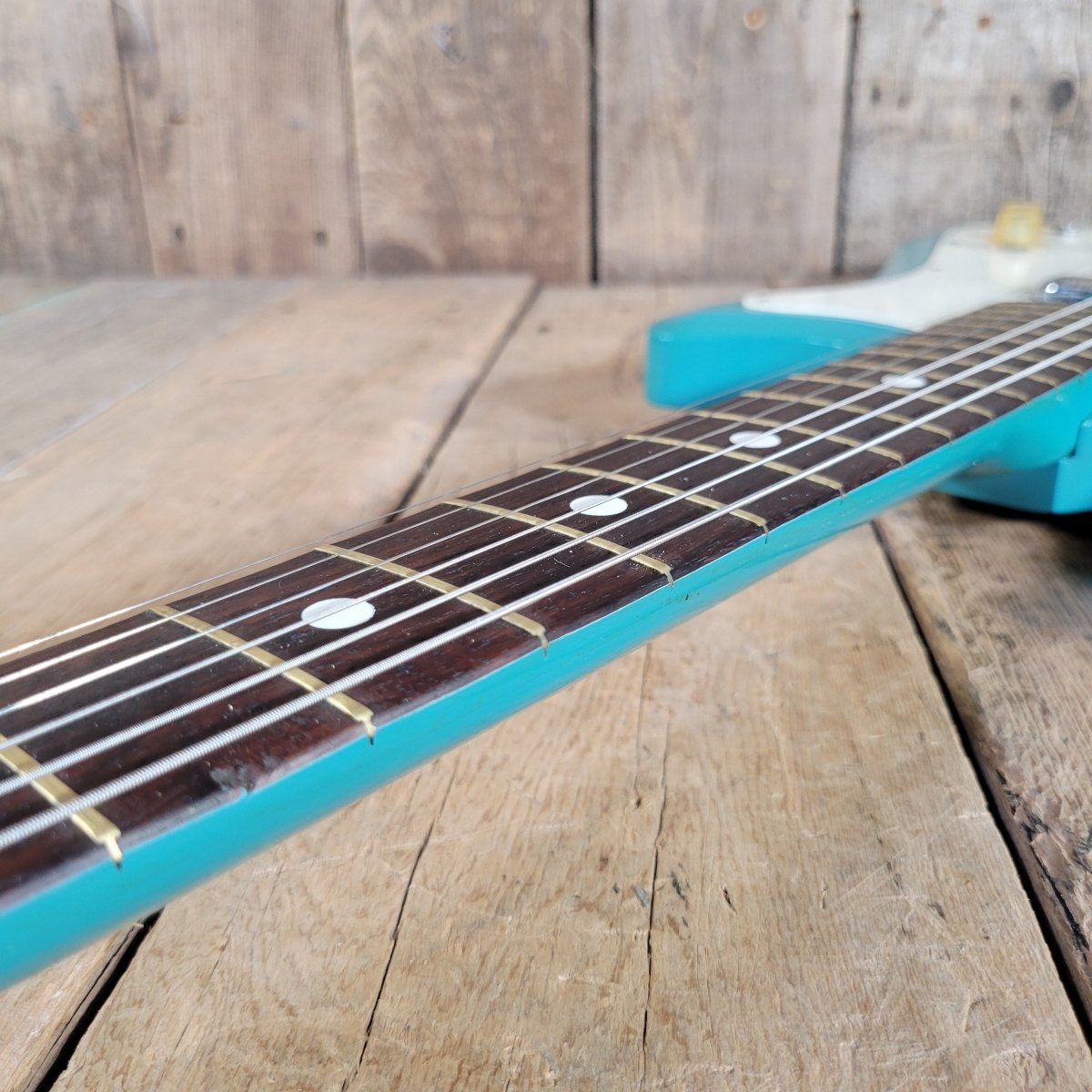 Silvertone 1965 1413L Turquoise Super Clean Perfect Neck w/ Orig Gig Bag - Mahar's Vintage Guitars