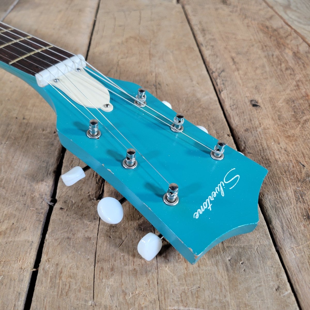 Silvertone 1965 1413L Turquoise Super Clean Perfect Neck w/ Orig Gig Bag - Mahar's Vintage Guitars