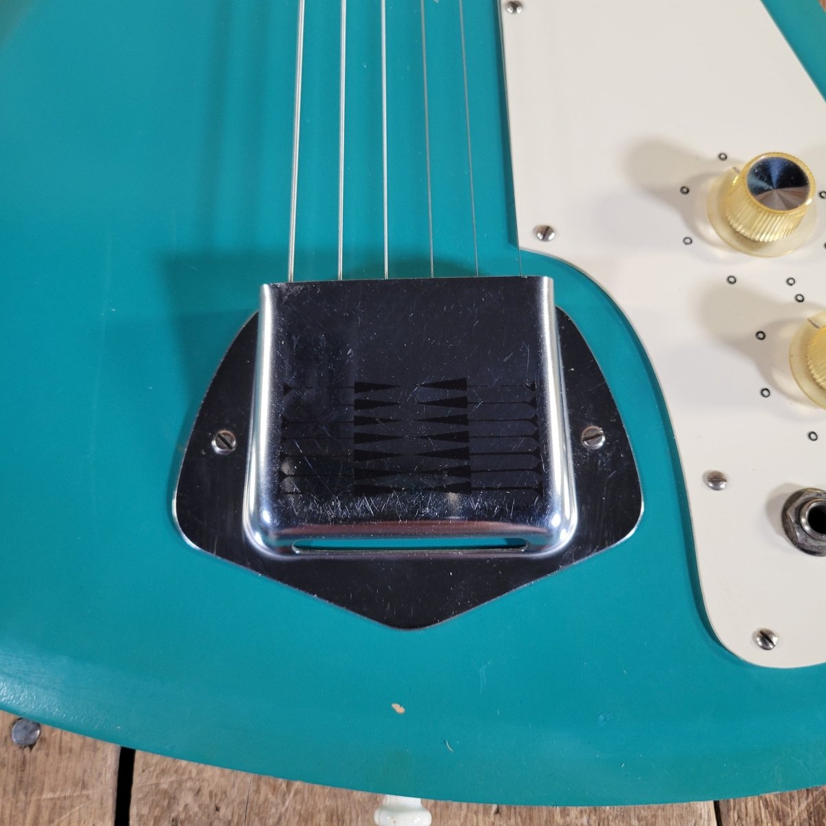 Silvertone 1965 1413L Turquoise Super Clean Perfect Neck w/ Orig Gig Bag - Mahar's Vintage Guitars