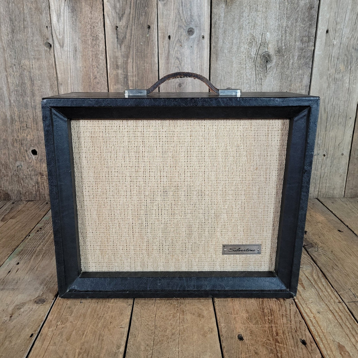 Silvertone Model 1471 1961 - Mahar's Vintage Guitars