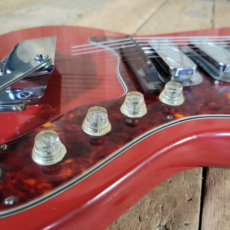 Silvertone Silhouette 1488 1965 w/ Original Case - Mahar's Vintage Guitars