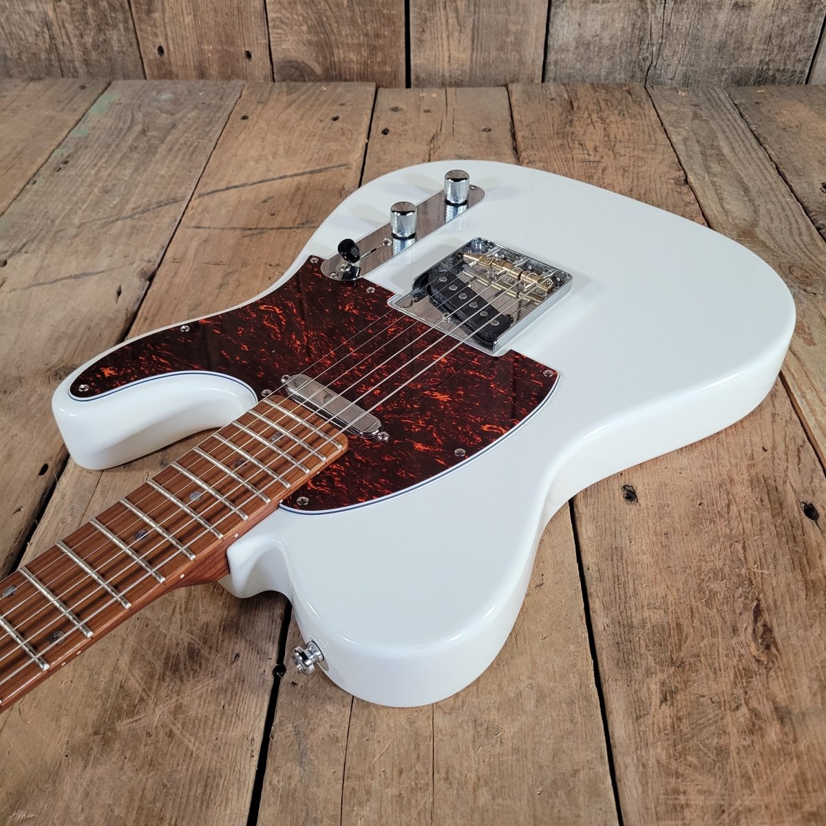 Sire 2022 Larry Carlton T3 Telecaster White Excellent - Mahar's Vintage Guitars