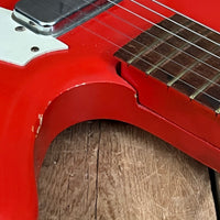 SOLD - Airline Bighorn 1965 Red Vintage Guitar - Mahar's Vintage Guitars