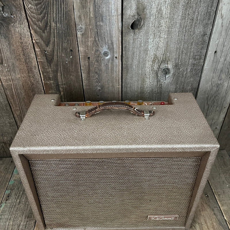 SOLD - DeArmond R15T 12" Vintage Guitar Amp 1960 - Mahar's Vintage Guitars