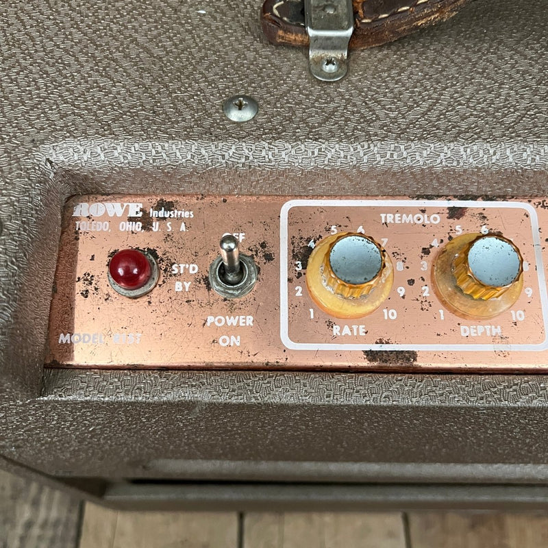 SOLD - DeArmond R15T 12" Vintage Guitar Amp 1960 - Mahar's Vintage Guitars