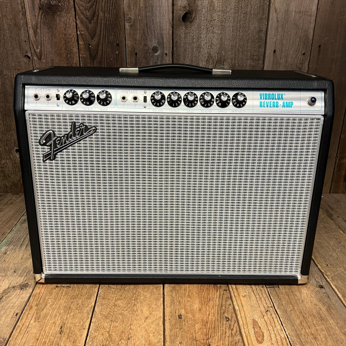 SOLD - Fender 68 Custom Vibrolux Reverb - Amp 2019 - Mahar's Vintage Guitars