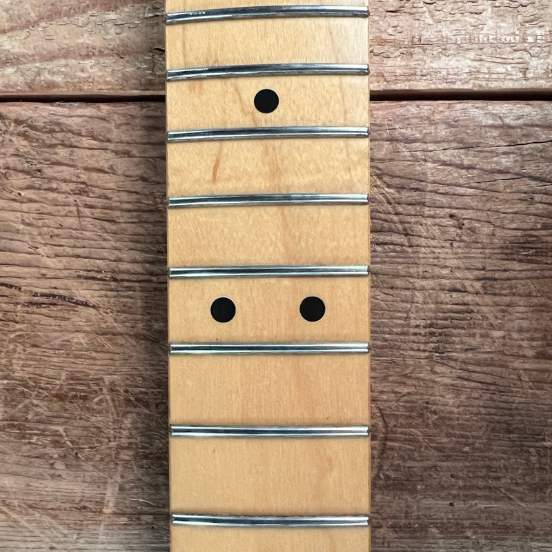 SOLD - Fender American Standard Stratocaster 1988 Olympic White - Mahar's Vintage Guitars