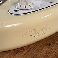SOLD - Fender American Standard Stratocaster 1988 Olympic White - Mahar's Vintage Guitars