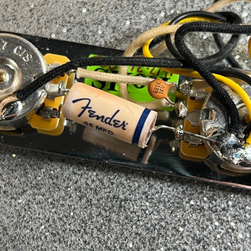 Sold - Fender Custom Telecaster 2021 Silver Sparkle *Josefina hand wounds - Mahar's Vintage Guitars